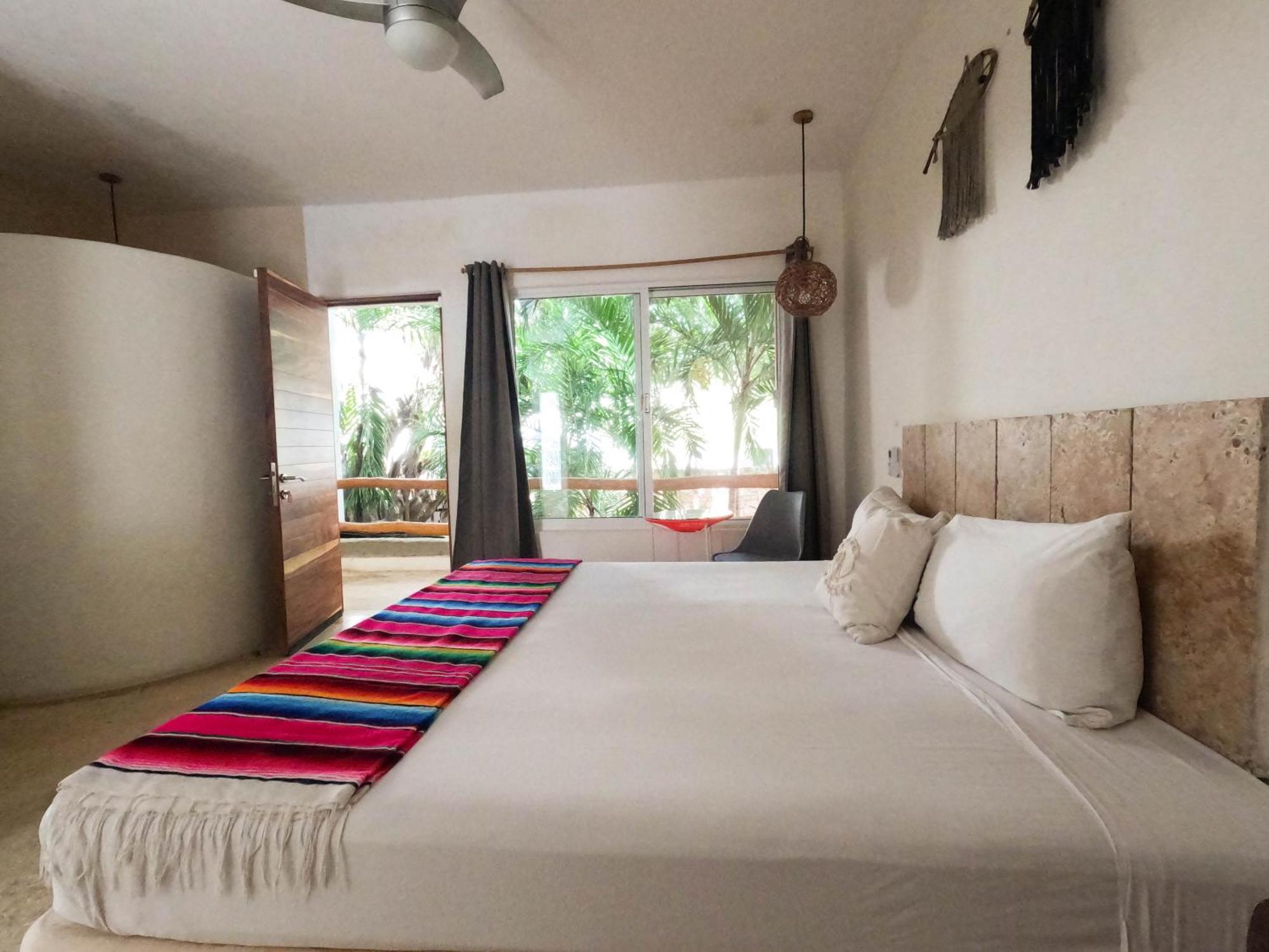 Rustik-Inn Rooms Playa del Carmen Eksteriør billede